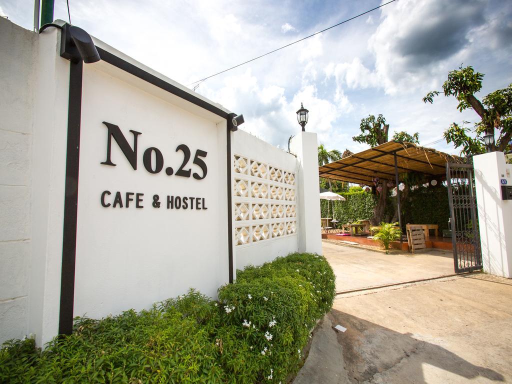 No.25 Cafe & Hostel Kanchanaburi Exterior foto